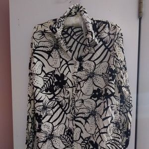 sz 0 Chico's crinkle blouse brown and ivory. USA